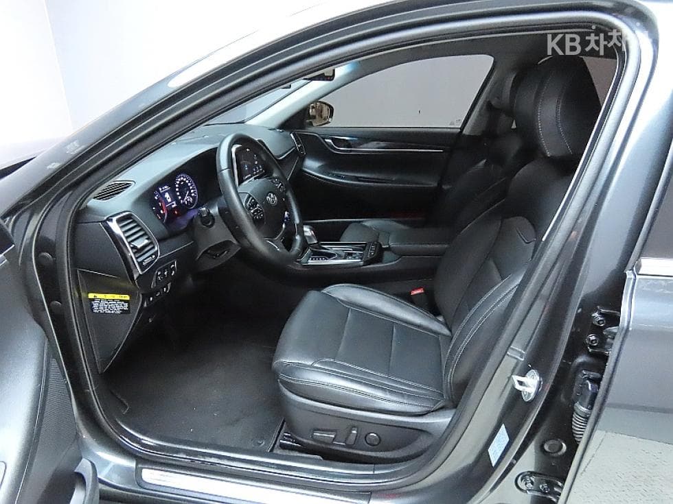 Hyundai Grandeur (Azera)IG2.4 Premium Standard - 10