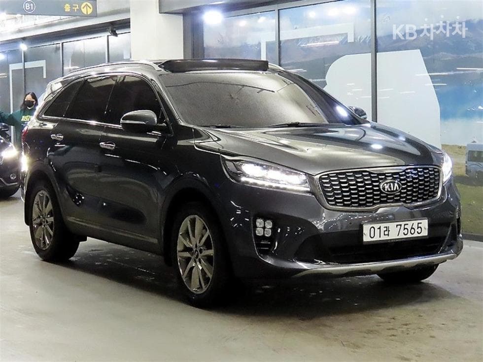 Kia The New (facelift) Sorento 2.0 Diesel 2WD Noblesse - Image 1