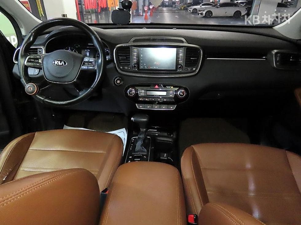 Kia The New (facelift) Sorento2.0 Diesel 2WD Noblesse - 10