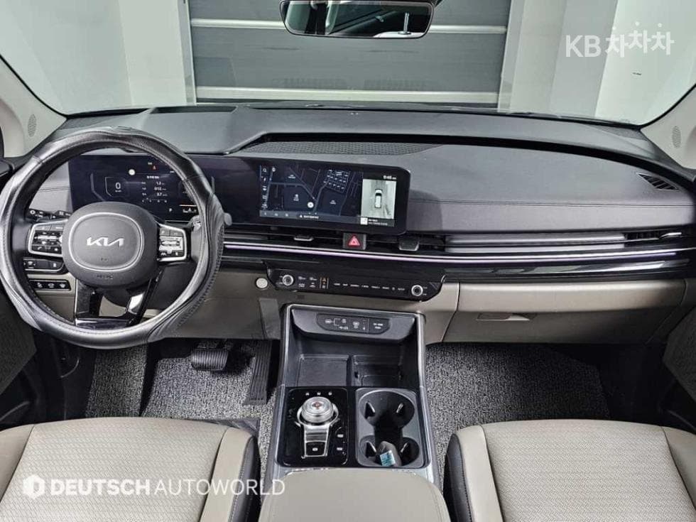 Киа The New (фейслифт) Канивал 4-то поколениеD2.2 7-местен (Лимузин) Gravity - 7