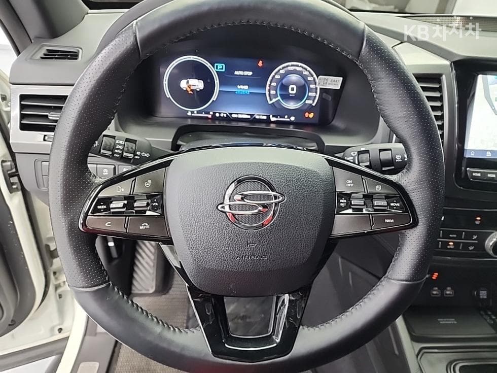 КейДжи Мобилити The New (фейслифт) Rexton Sports Khan2.2 4x4 Престиж - 9