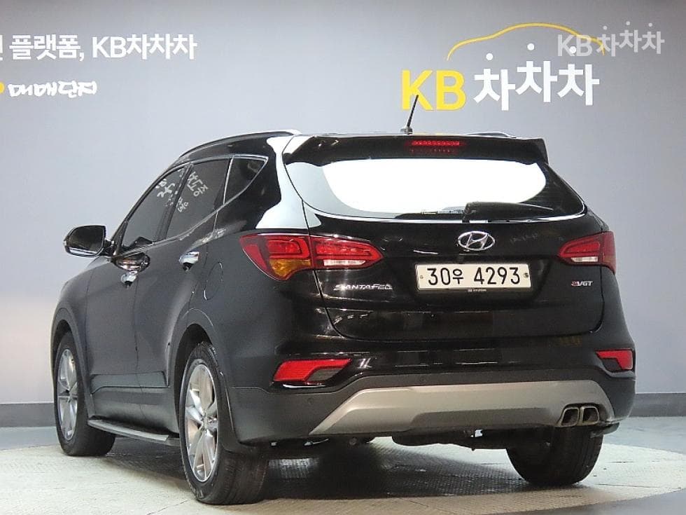 Hyundai Santa Fe The PrimeDiesel Hyundai R-engine 2.0 diesel 2WD 5-seater Premium - 4