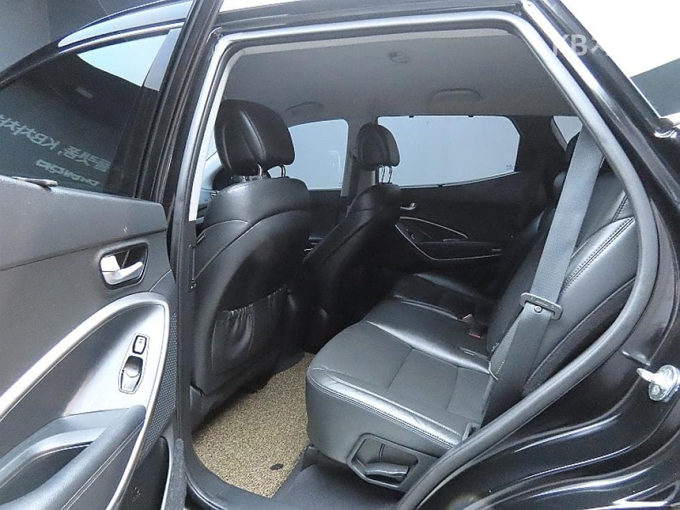 Hyundai Santa Fe The PrimeDiesel Hyundai R-engine 2.0 diesel 2WD 5-seater Premium - 11