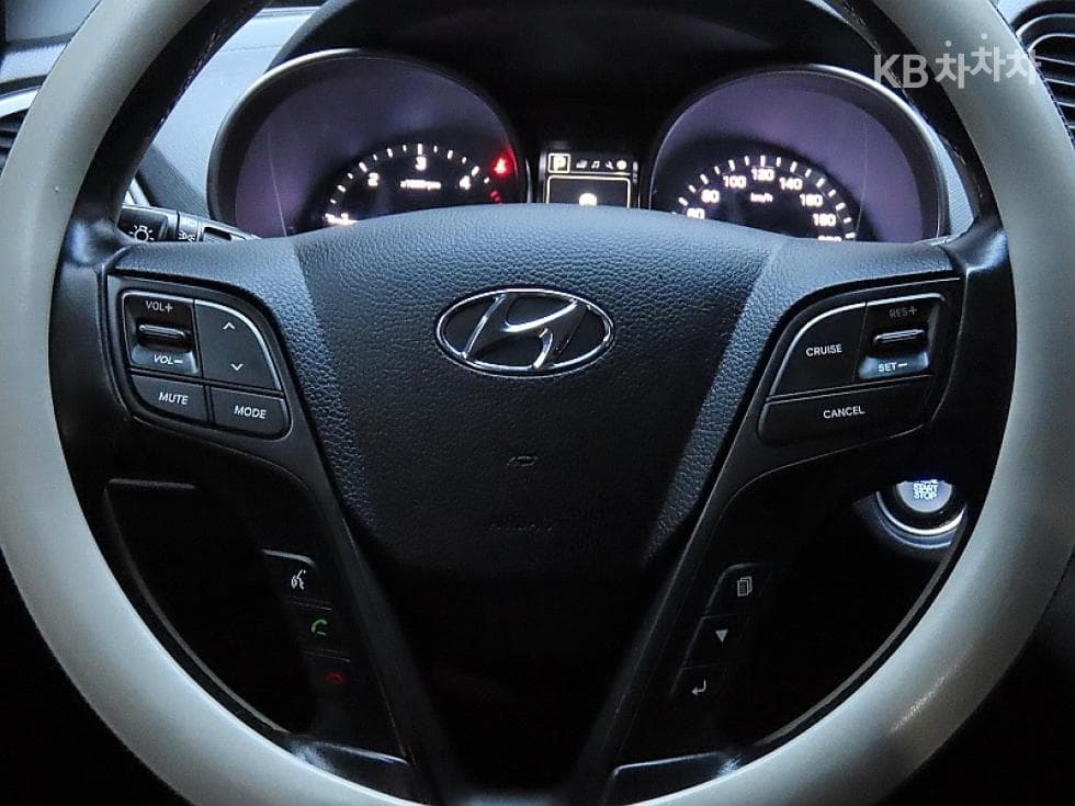 Hyundai Santa Fe The PrimeDiesel Hyundai R-engine 2.0 diesel 2WD 5-seater Premium - 17