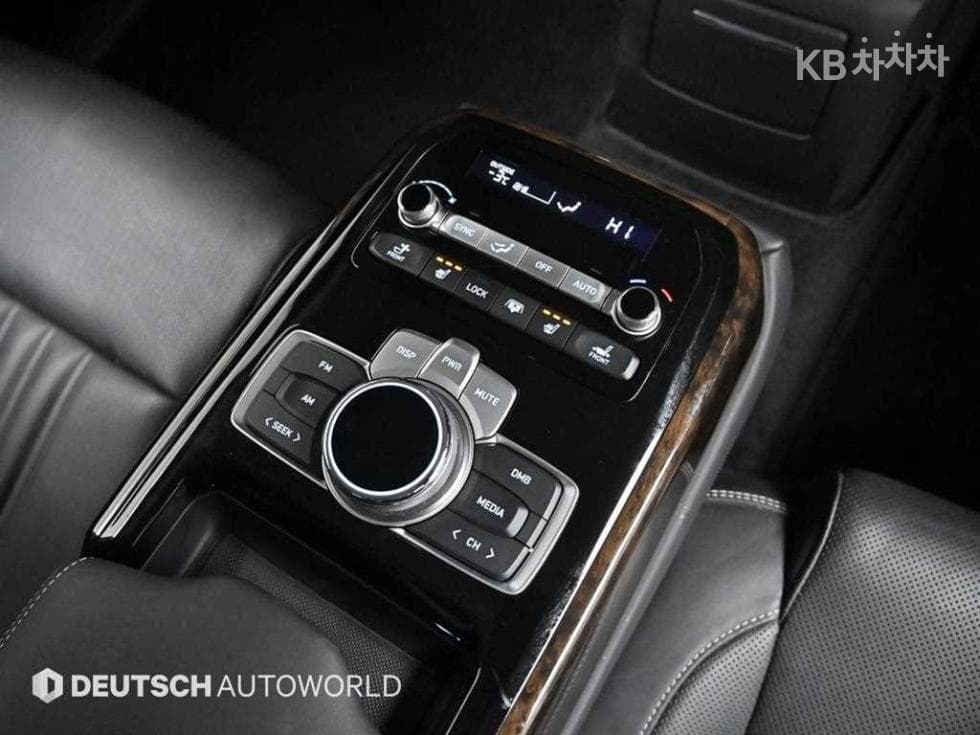 Genesis G903.3T GDi AWD Luxury - 16