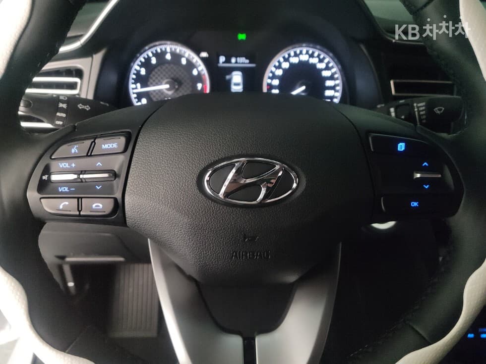 Hyundai The New (facelift) Avante (Elantra) ADSmartstream G1.6 Smart - 17