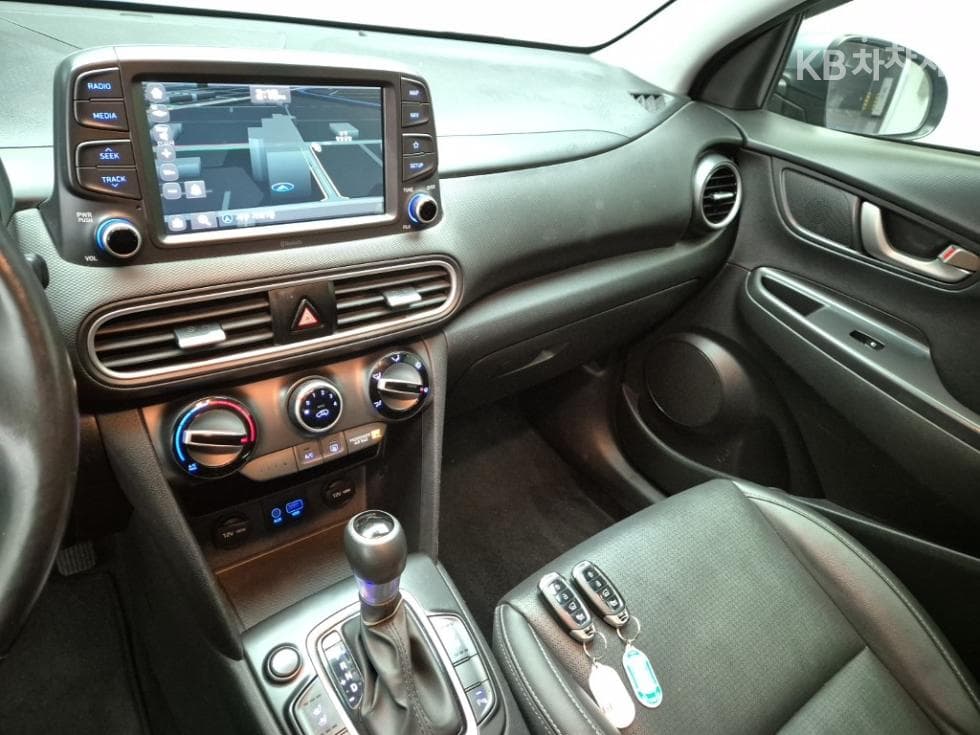 Хюндай Kona1.6 Турбо Modern 팝 - 12