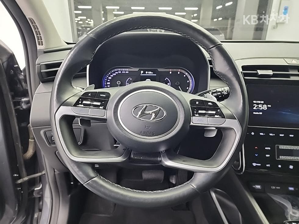 Хюндай The All New Туксон(NX (Lexus SUV)4)Дизел 2.0 4x4 Premium - 9