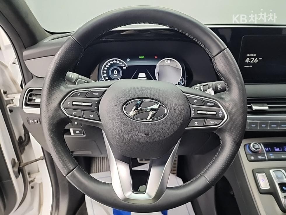 Хюндай Palisade3.8 Бензин 7-местен (Лимузин) AWD Calligraphy - 9