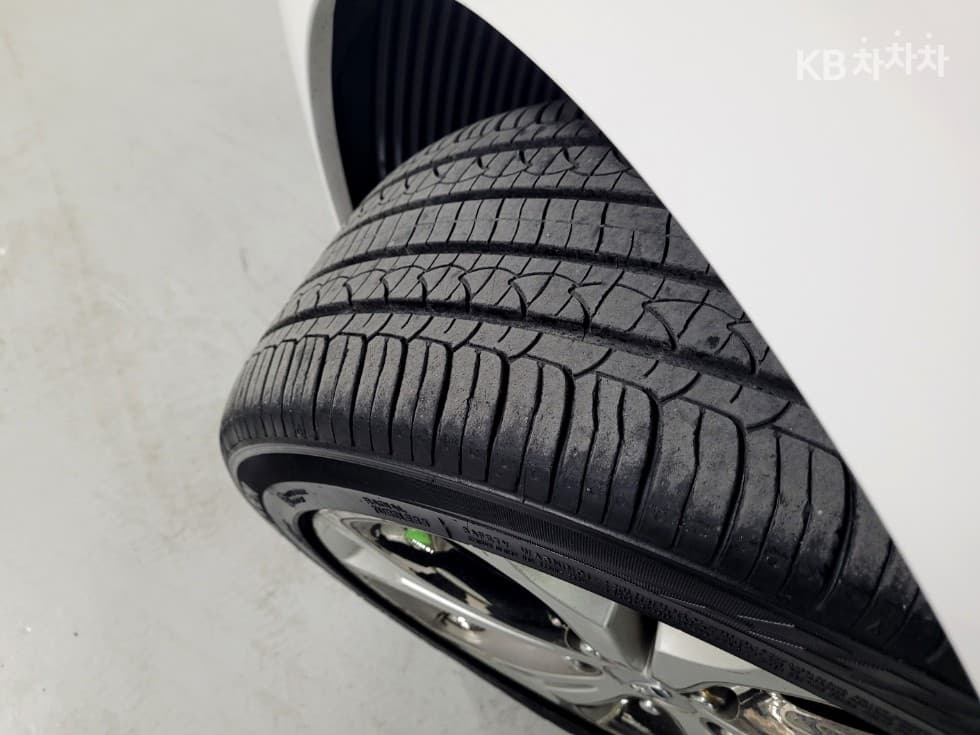 Хюндай i30(신형)1.6 GDI Extreme - 23