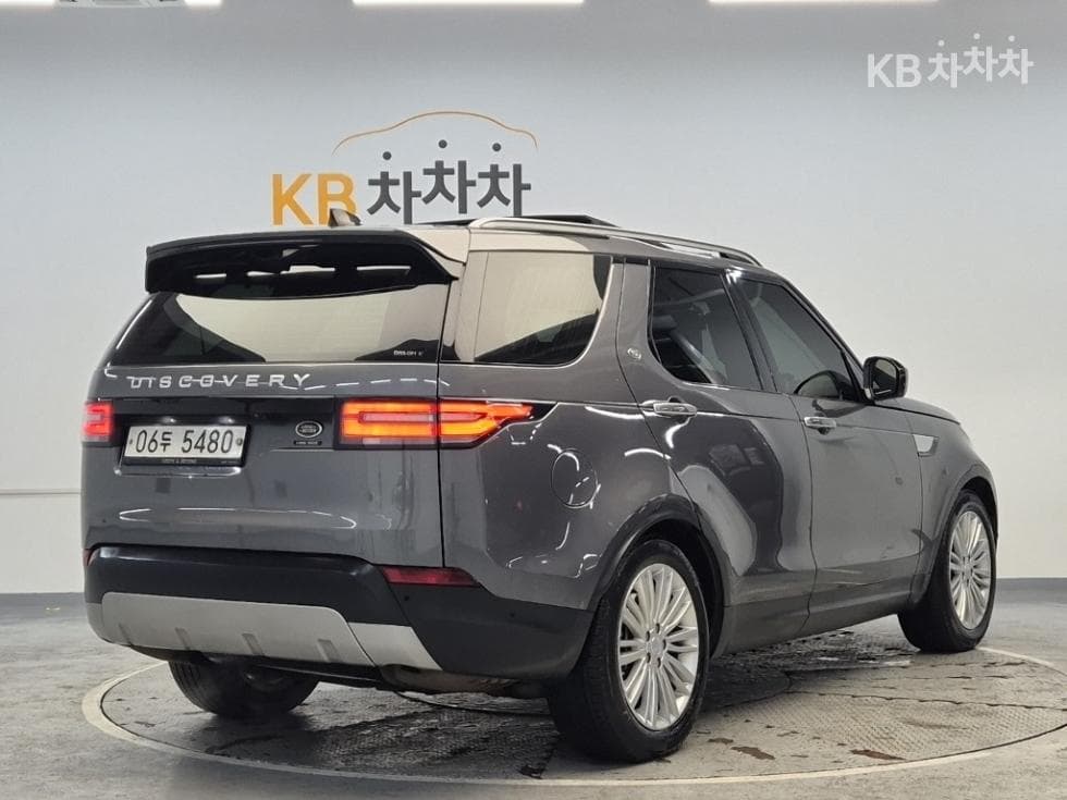 Land Rover 디스커버리53.0 SD6 HSE Luxury - 3