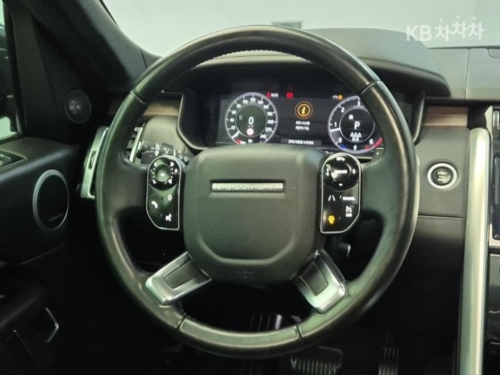 Land Rover 디스커버리53.0 SD6 HSE Luxury - 9