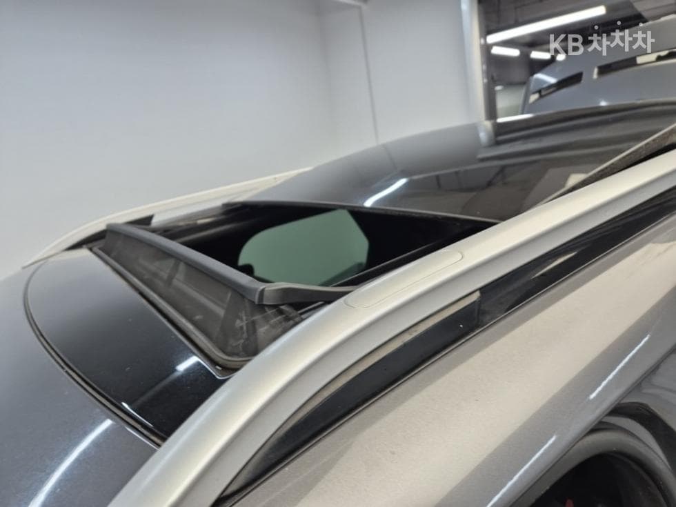 Land Rover 디스커버리53.0 SD6 HSE Luxury - 13