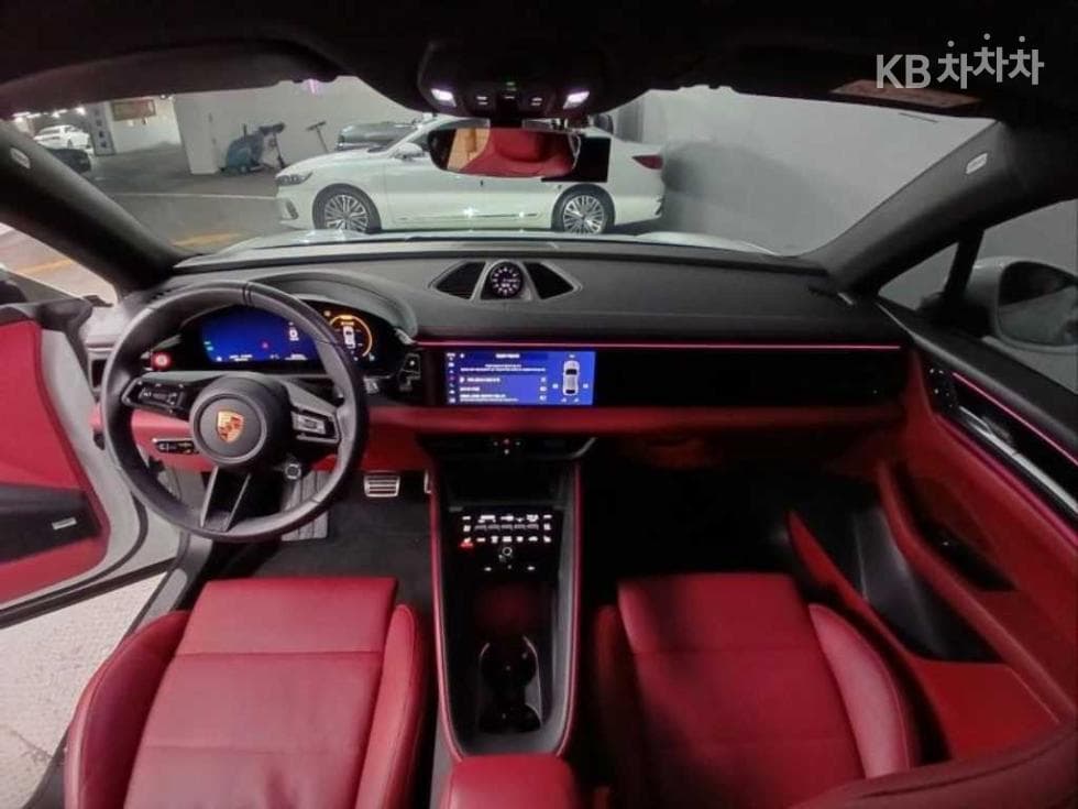 Porsche 마칸 EV4S Стандартен - 5