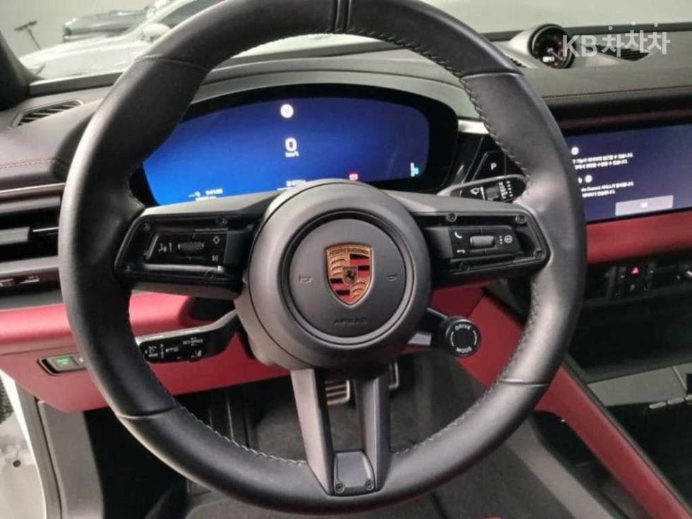 Porsche 마칸 EV4S Стандартен - 10