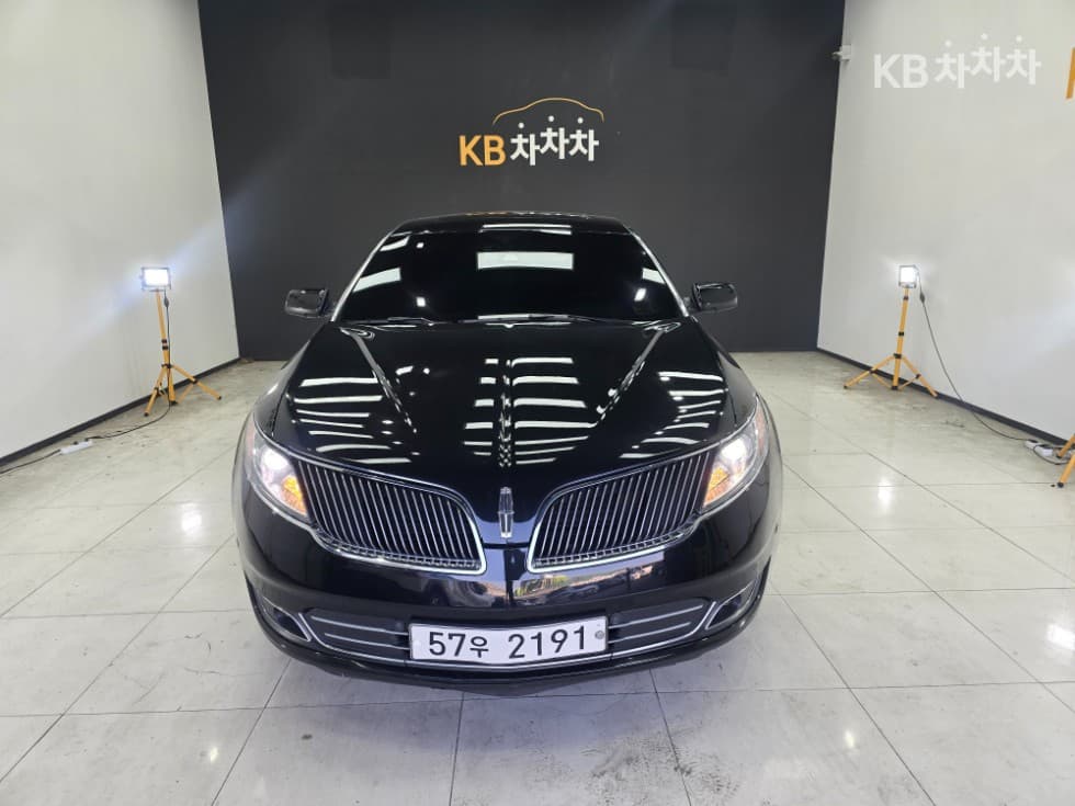 링컨 Нов MKS 3.7 - Image 1