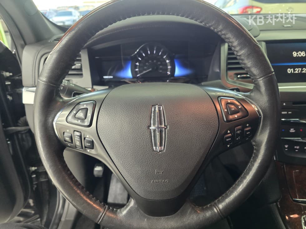 링컨 Нов MKS3.7 - 9