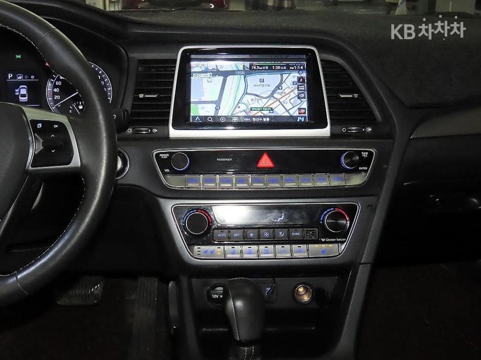 Hyundai Sonata New Rise2.0 LPi 택시 Premium - 11