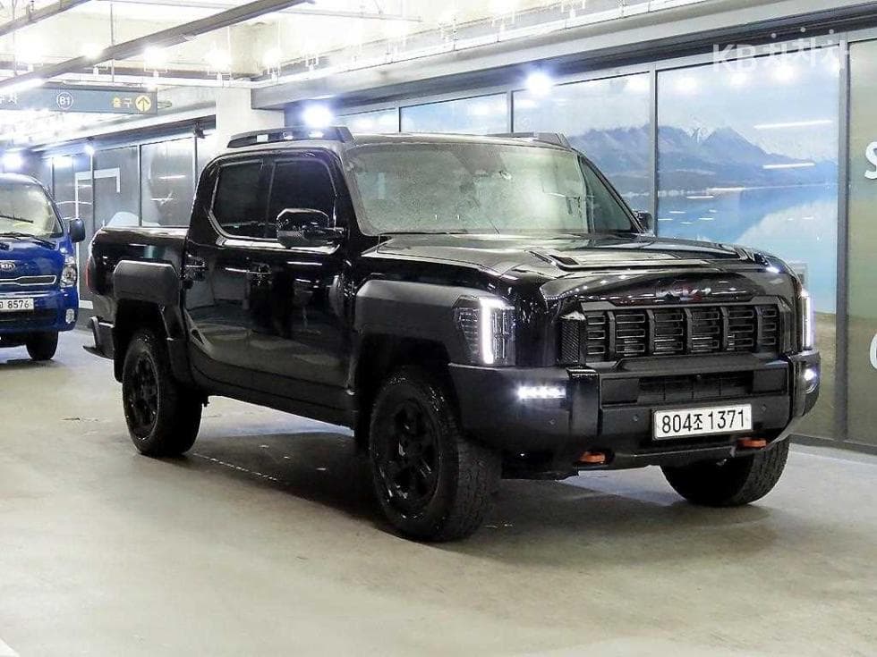 Kia Tasman G2.5 T-GDI 4WD X-Pro - Image 1