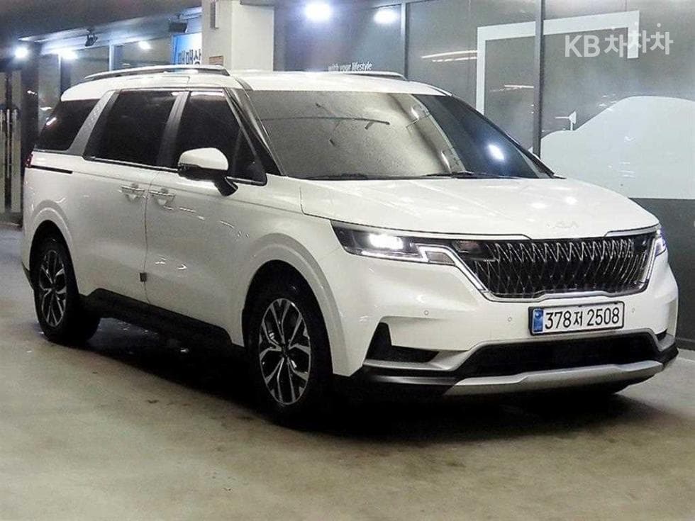 Kia Carnival 4th generation G3.5 GDI 9-seater Prestige - Image 1