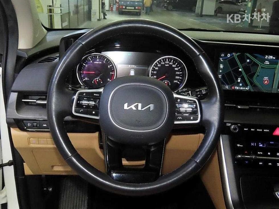 Kia Carnival 4th generationG3.5 GDI 9-seater Prestige - 8