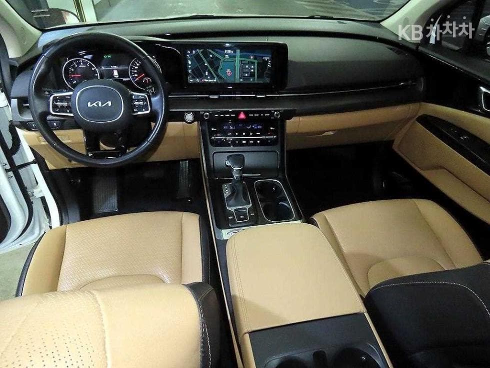 Kia Carnival 4th generationG3.5 GDI 9-seater Prestige - 10
