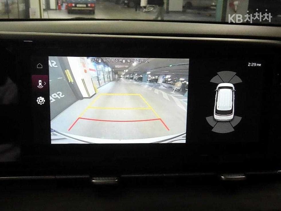 Kia Carnival 4th generationG3.5 GDI 9-seater Prestige - 15
