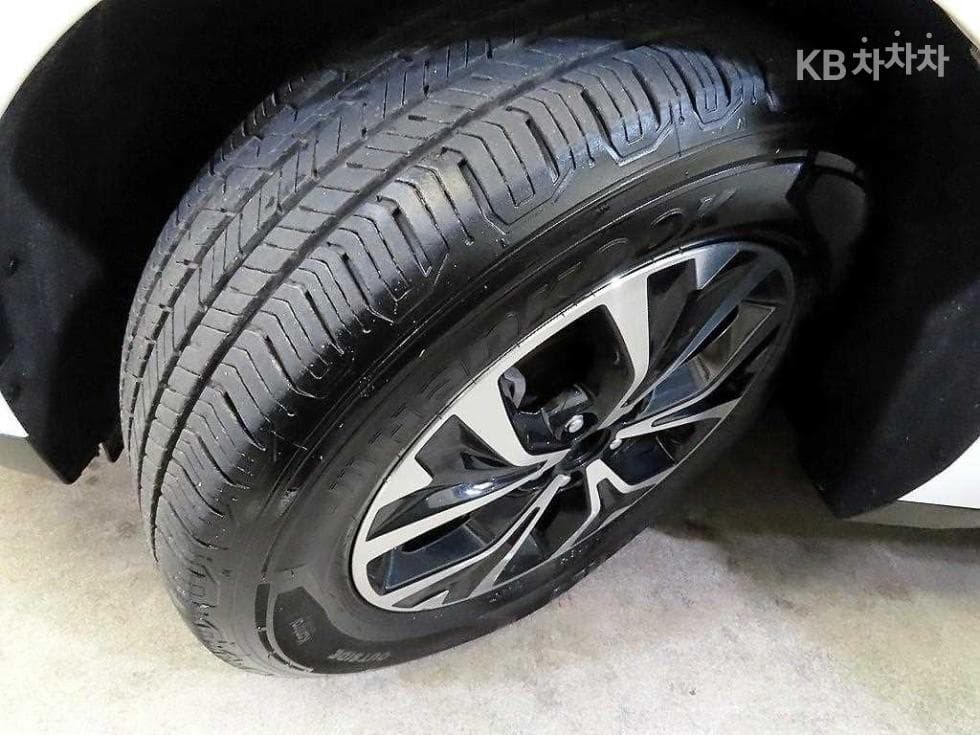 Kia Carnival 4th generationG3.5 GDI 9-seater Prestige - 20