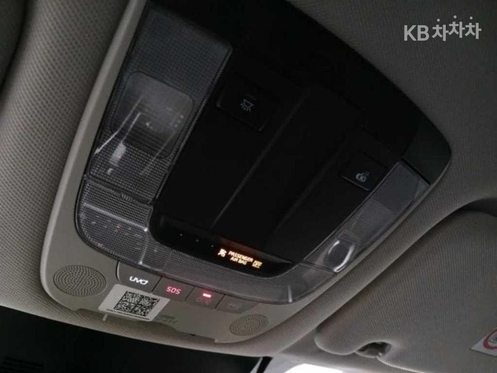Kia Sorento 4th generation2.2 Diesel 2WD Prestige - 16