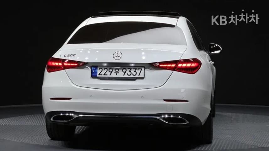 Mercedes-Benz C-Клас 6세대(W206)C200 Стандартен - 4