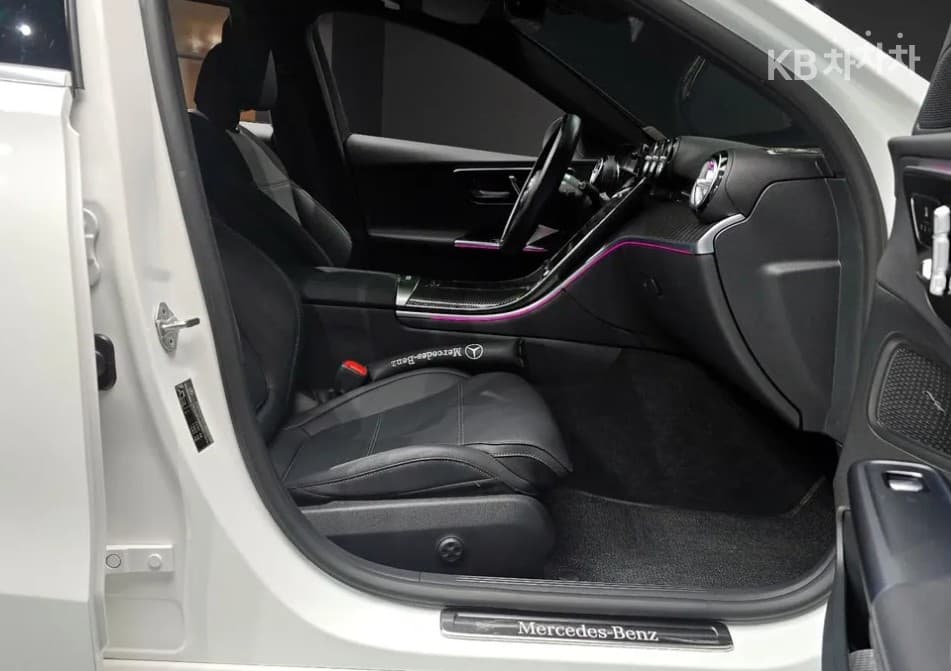 Mercedes-Benz C-Клас 6세대(W206)C200 Стандартен - 11