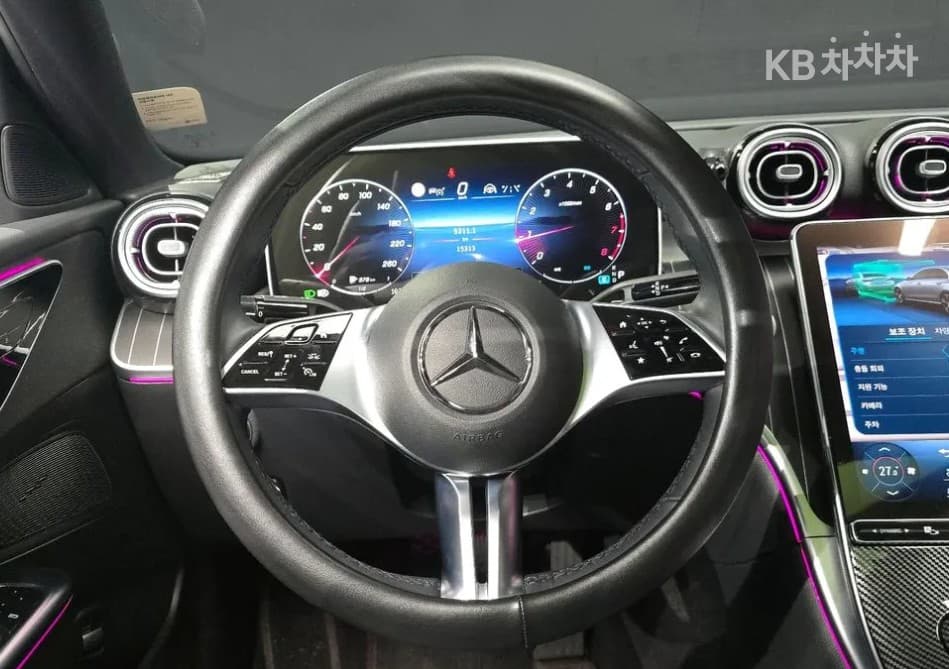 Mercedes-Benz C-Клас 6세대(W206)C200 Стандартен - 13