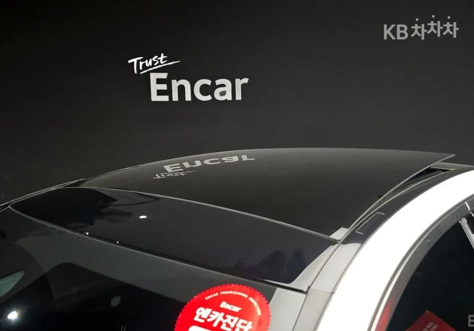 Mercedes-Benz C-Клас 6세대(W206)C200 Стандартен - 19