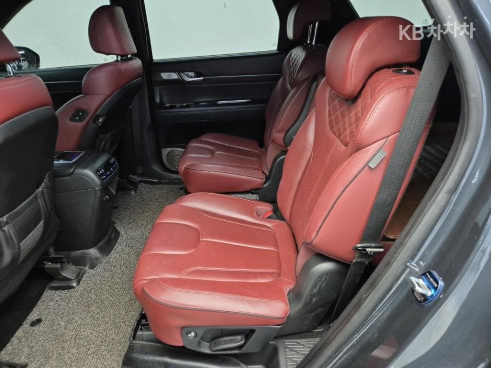 Hyundai Palisade3.8 Gasoline 7-seater (Limousine) AWD Prestige - 12