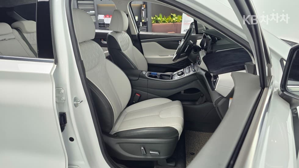 Hyundai The New (facelift) Santa Fe TM Hybrid1.6 HEV 2WD Calligraphy - 10
