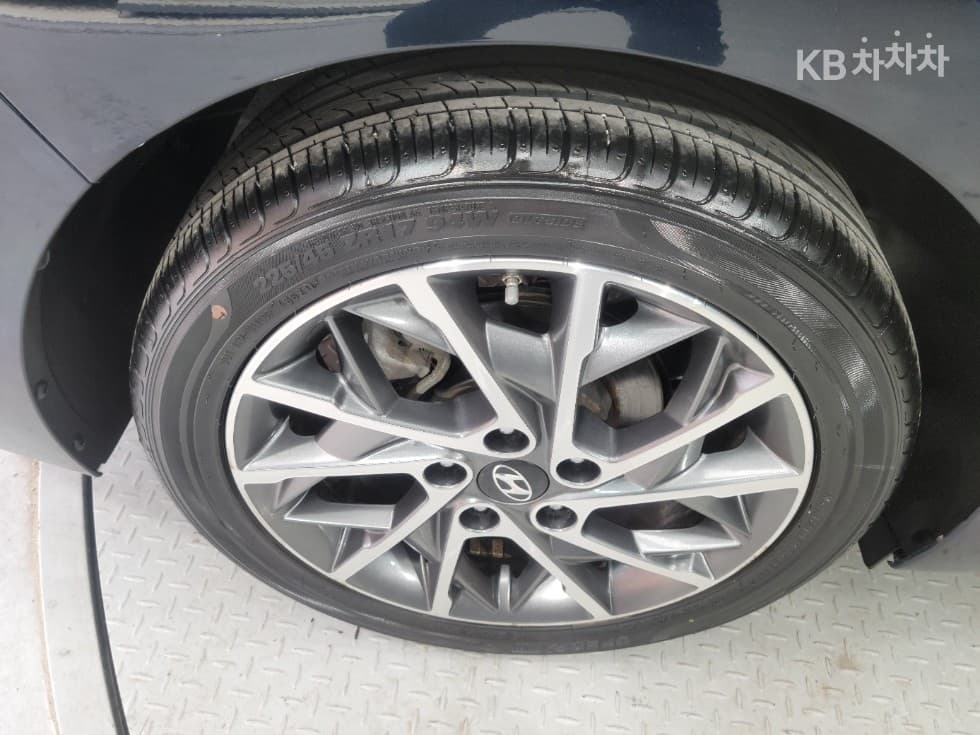 Hyundai The New (facelift) Avante (Elantra) ADSmartstream G1.6 Style - 22