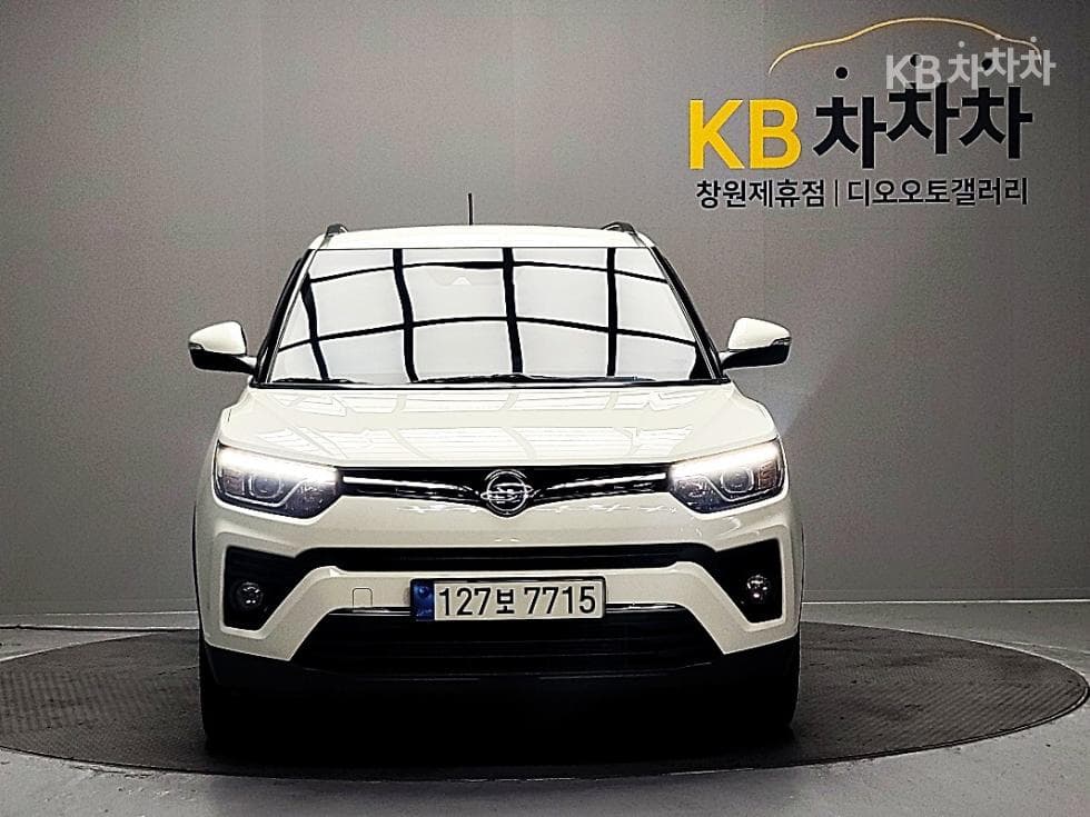KG Mobility Very New (facelift/refresh; particularly for Tivoli) TivoliGasoline V3 2WD Standard