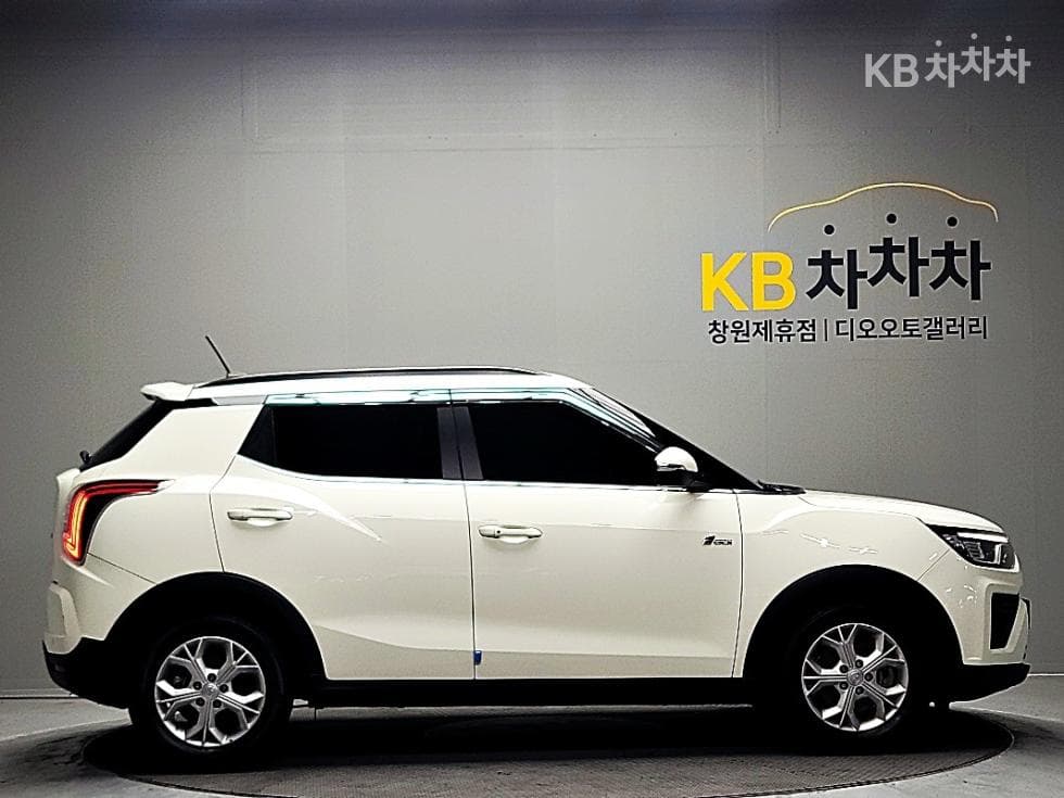 KG Mobility Very New (facelift/refresh; particularly for Tivoli) TivoliGasoline V3 2WD Standard - 5
