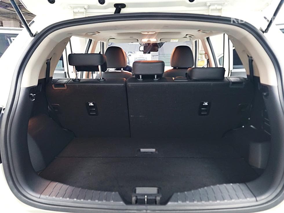 KG Mobility Very New (facelift/refresh; particularly for Tivoli) TivoliGasoline V3 2WD Standard - 7