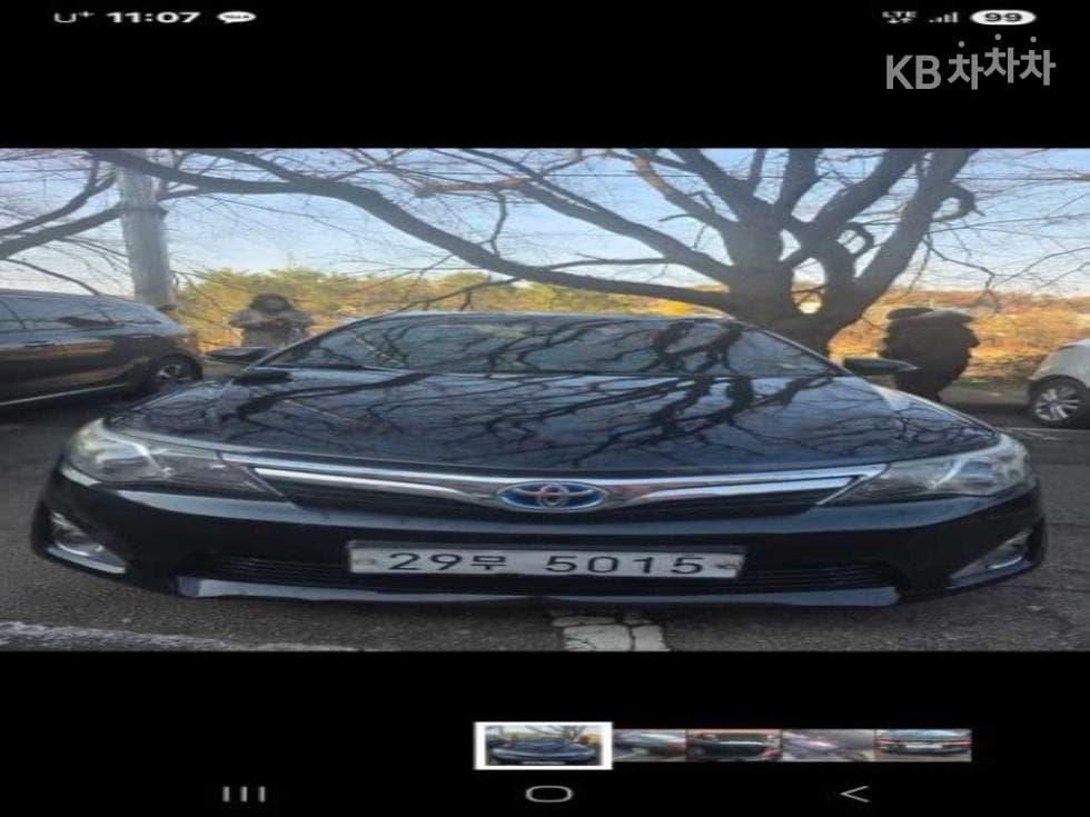 Toyota New Camry 2.5L hybrid XLE - Image 1