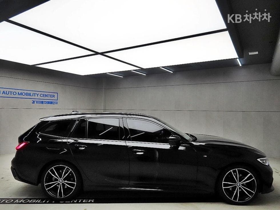 BMW 3 Серия (G20)320d Touring M Sport Package - 2