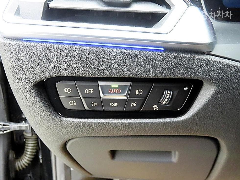 BMW 3 Серия (G20)320d Touring M Sport Package - 12