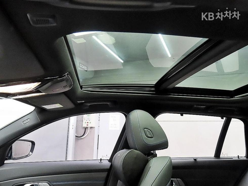 BMW 3 Серия (G20)320d Touring M Sport Package - 19