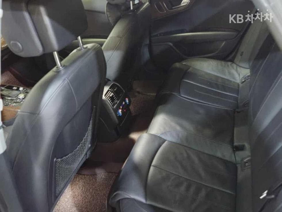 Audi A755 Turbo Diesel Injection 콰트로 4G - 8