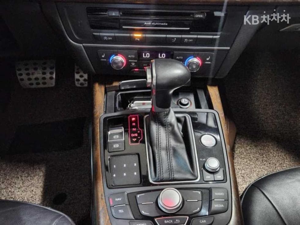 Audi A755 Turbo Diesel Injection 콰트로 4G - 11