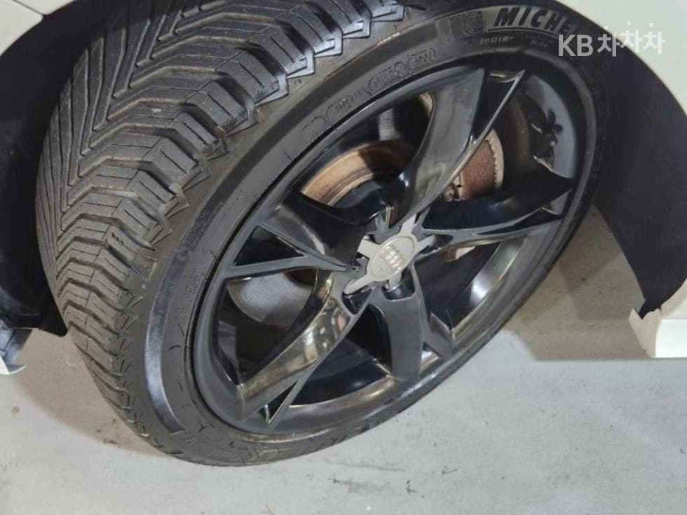 Audi A755 Turbo Diesel Injection 콰트로 4G - 19