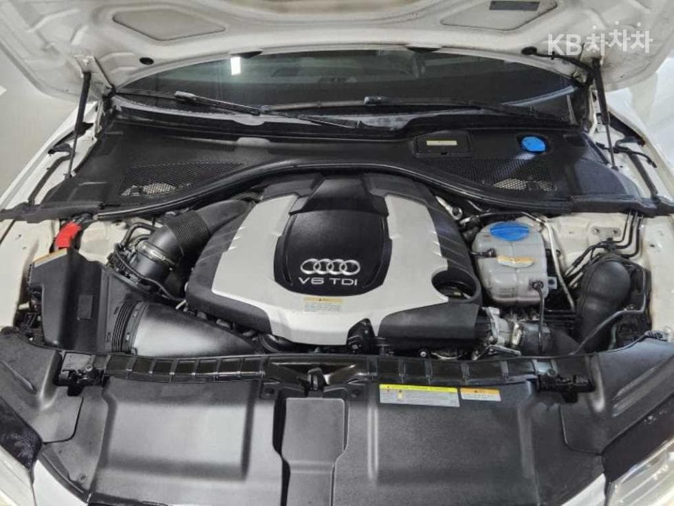 Audi A755 Turbo Diesel Injection 콰트로 4G - 20