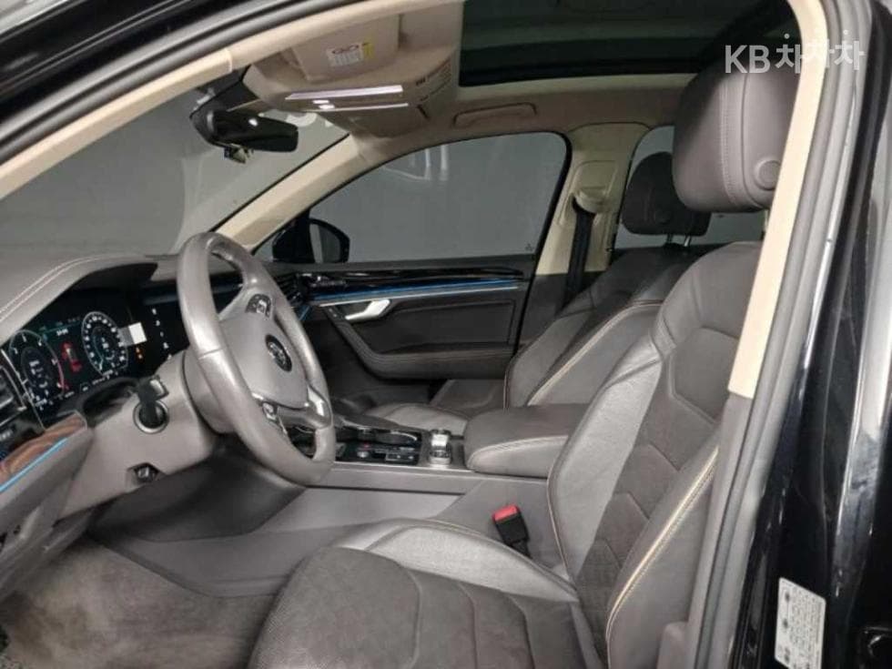 Volkswagen Touareg 3rd Gen3.0 Turbo Diesel Injection Prestige - 6