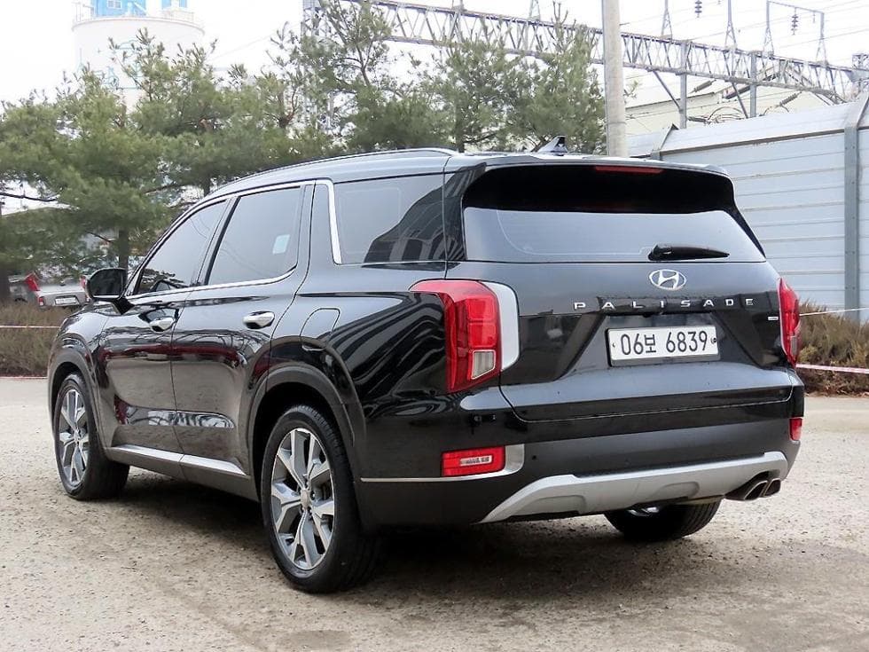 Hyundai Palisade3.8 Gasoline 7-seater (Limousine) AWD Prestige - 3