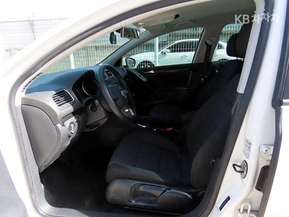 Volkswagen Golf1.6 Turbo Diesel Injection BMT Style에디션 MK6 - 5